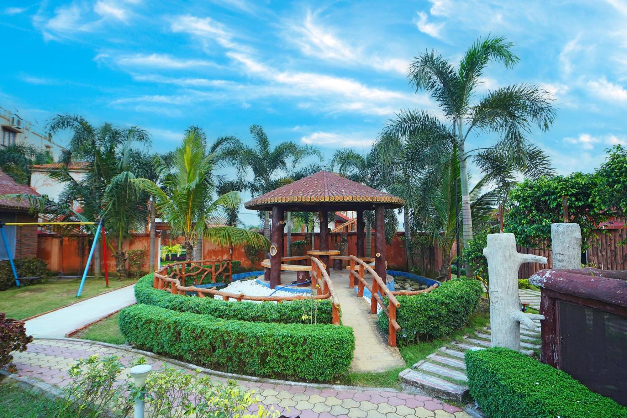 Singur Gharana Resort !! Best Family Resort Near Kolkata With Swimming Pool !! מראה חיצוני תמונה