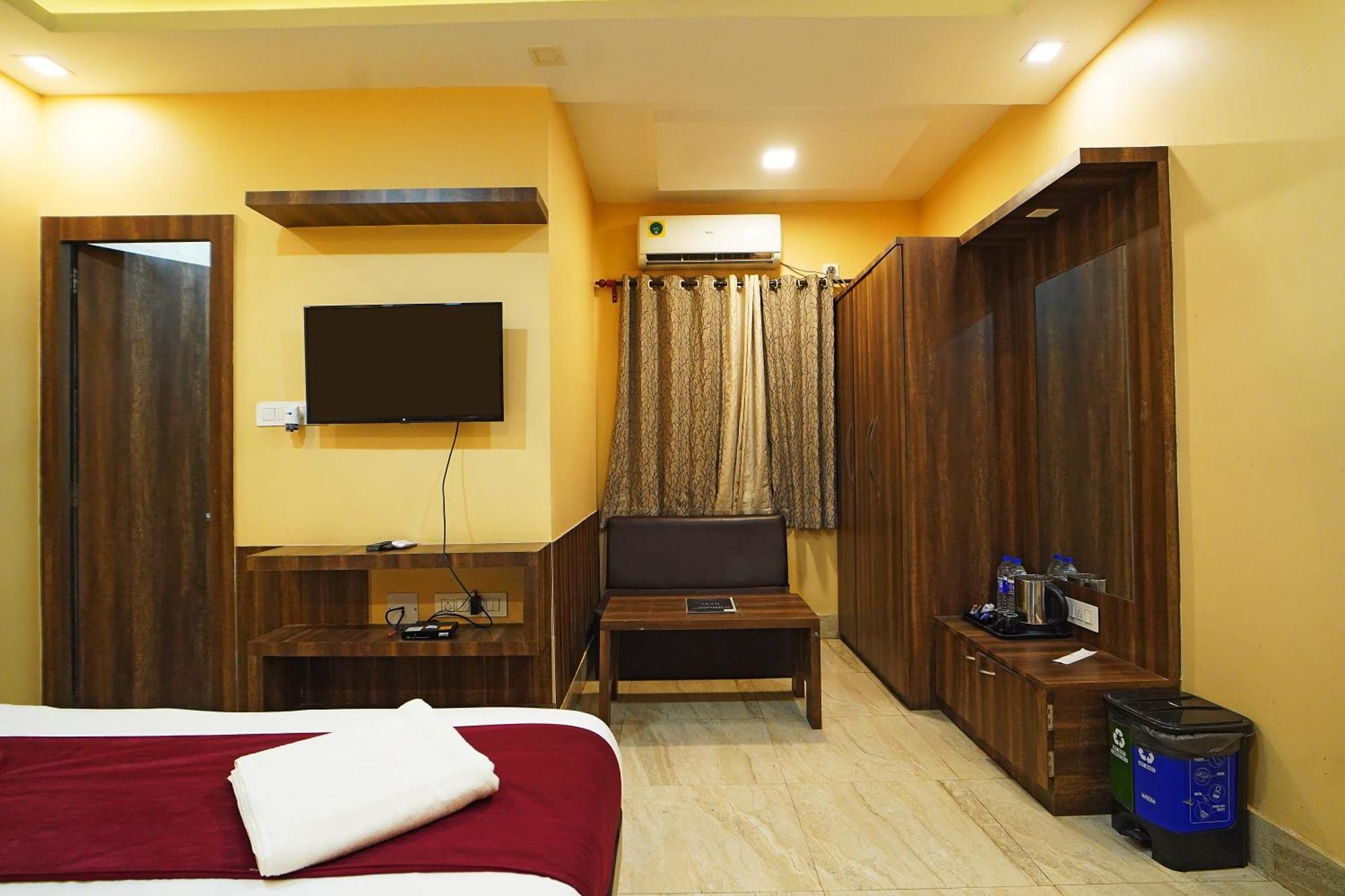 Singur Gharana Resort !! Best Family Resort Near Kolkata With Swimming Pool !! מראה חיצוני תמונה